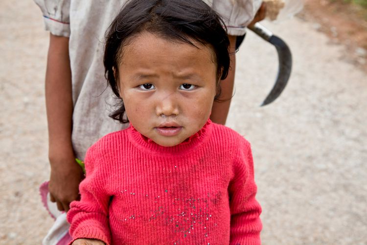 vietnam_hagiang_girl_portrait_rural_farming.jpg