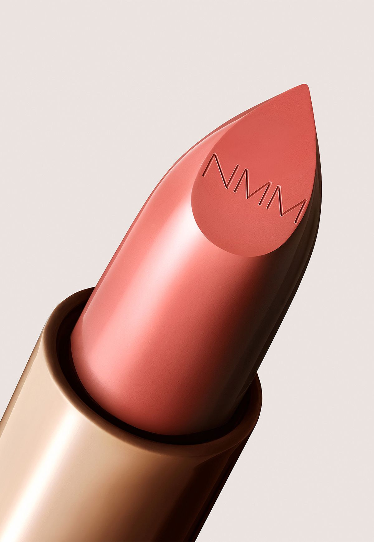 NMM_ECOMM_LIPSTICK_SHOT_02b_peach1.jpg