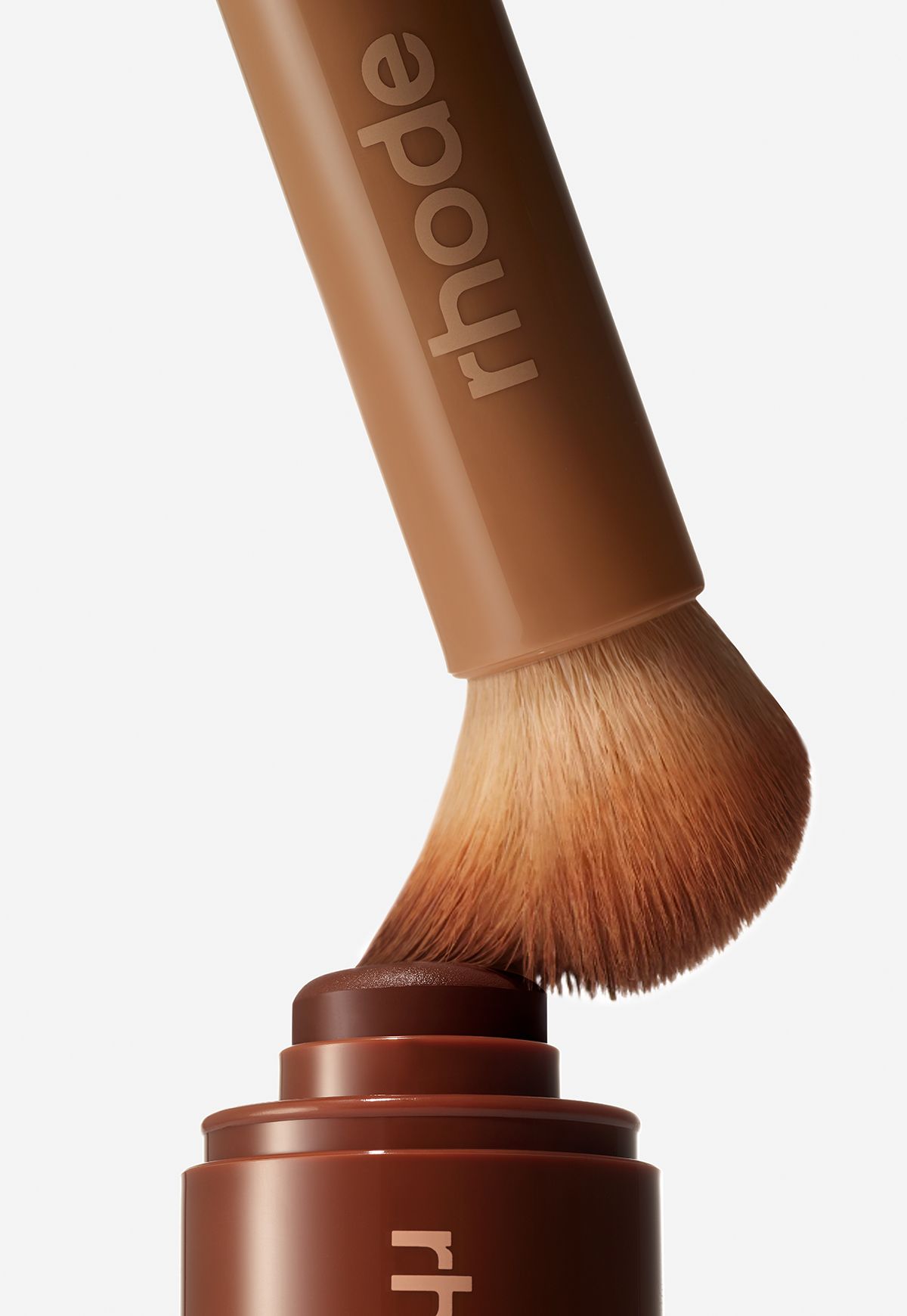 0326-3_Brush_Bronzer Shade_KC_1442.jpg