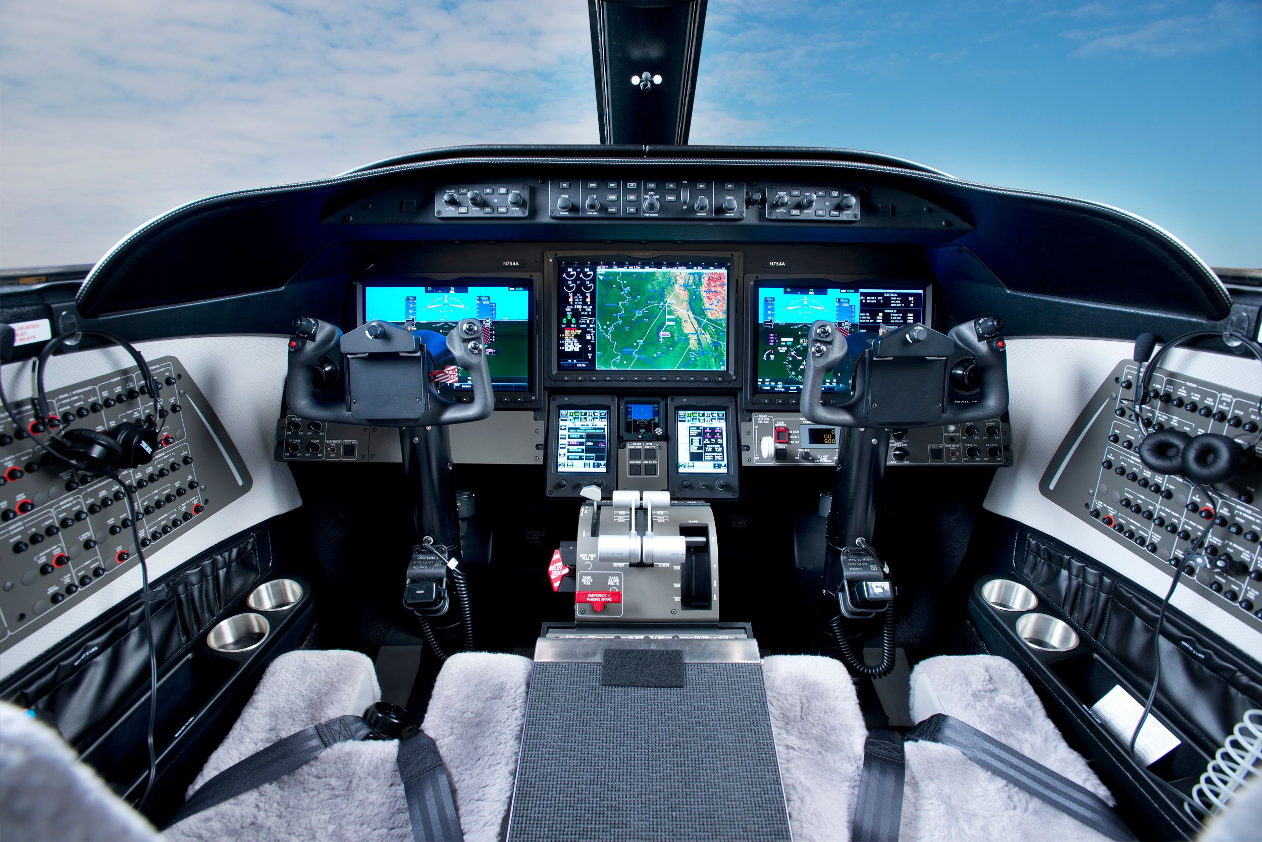 Averitt Lear 75-33.jpg