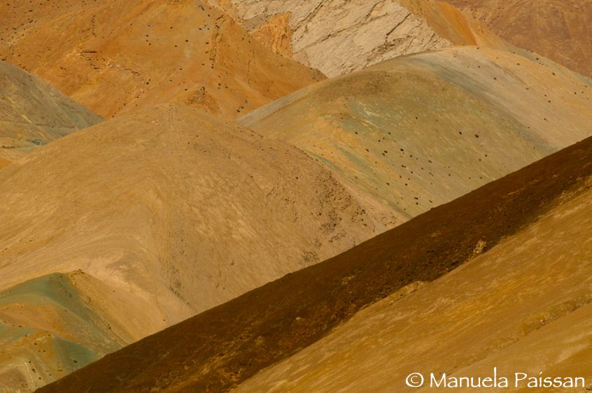 Nikon D300lens Nikon AF-S VR 70-200/2.8 IF-EDRegione di Chanaral - Chile Montagne colorate