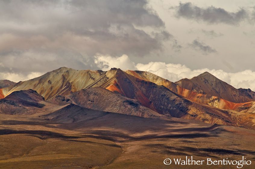 Nikon D300lens Nikon AF-D 80-200/2.8 EDCopotanca - Ande cilene Montagne colorate