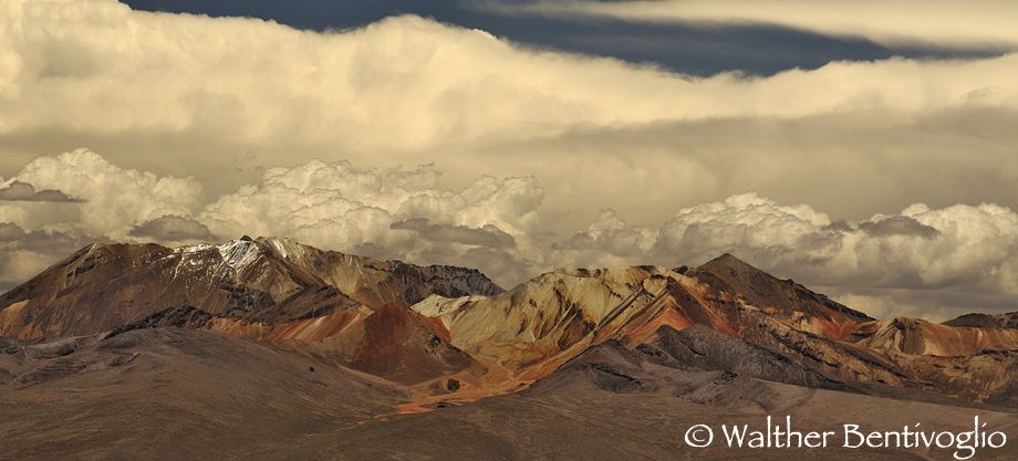 Nikon D300lens Nikon AF-S VR 70-200/2.8 IF-EDCopotanca - Ande Cilene Montagne colorate