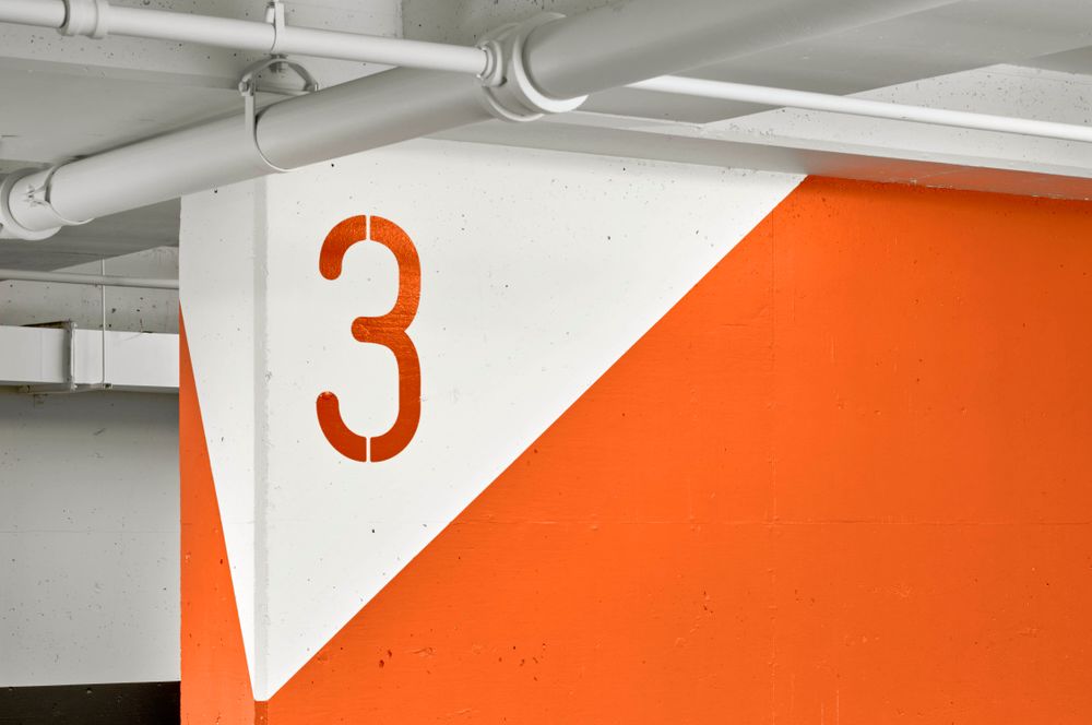 Mende Design, Installation