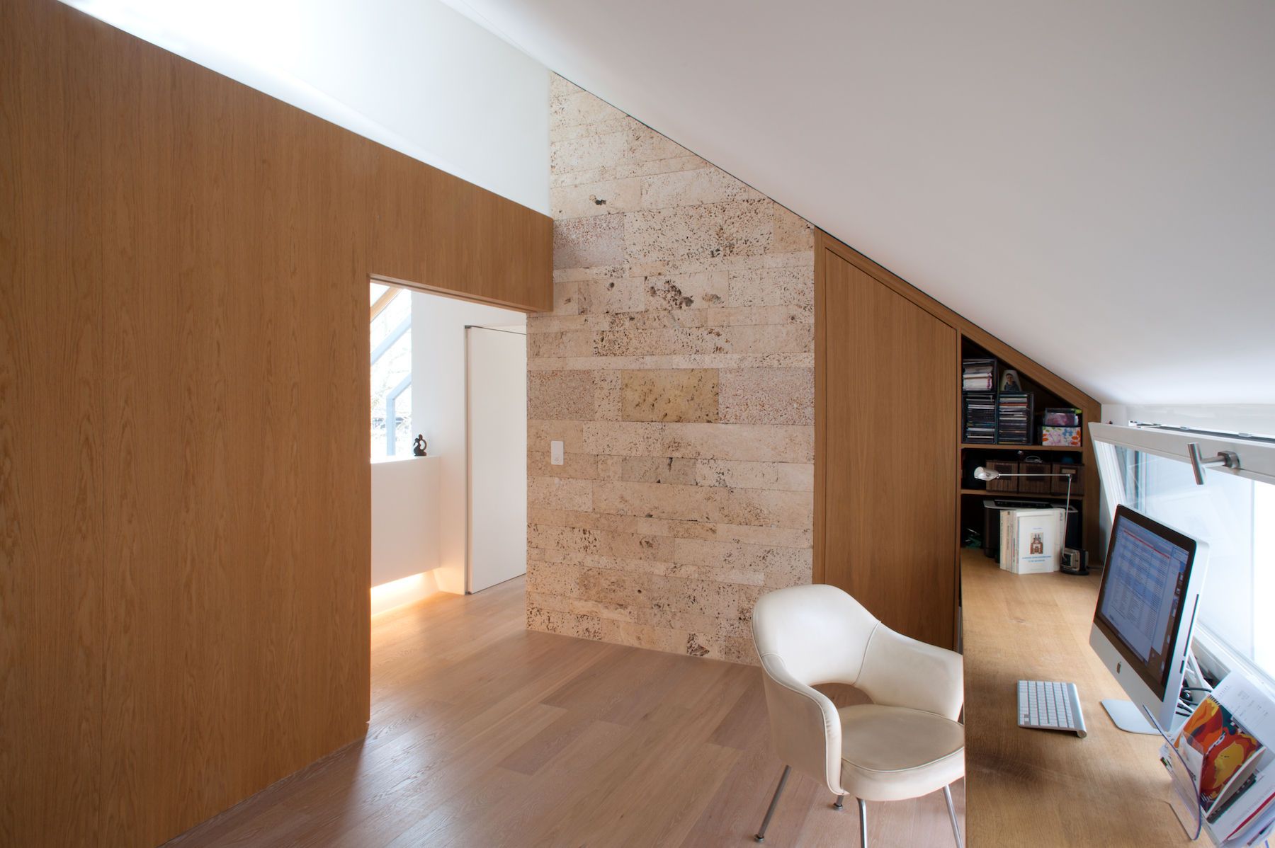 Beat Huesler/Chad Oppenheim Kirchplatz Residence & Offices Basel