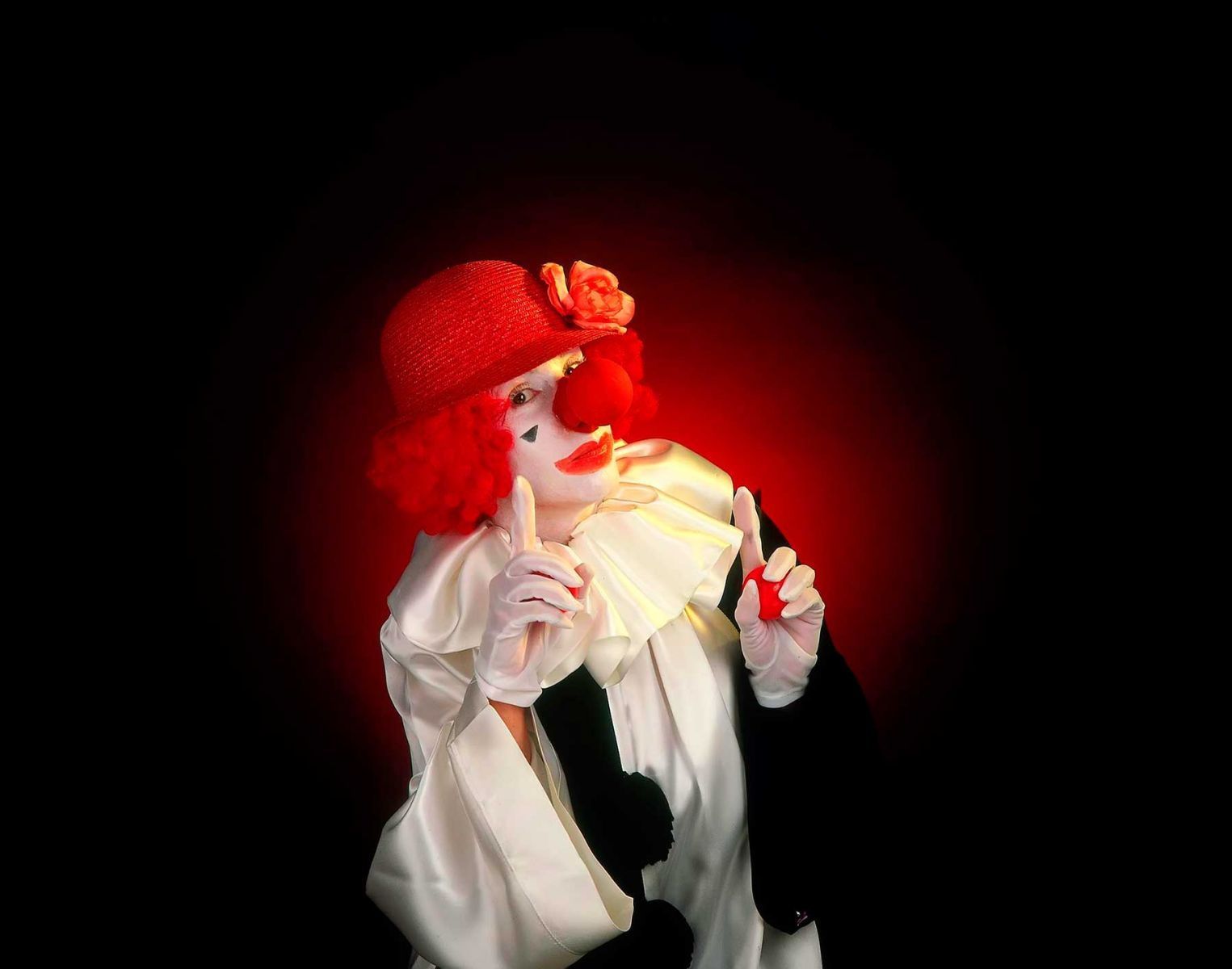 Pam The Clown 1043