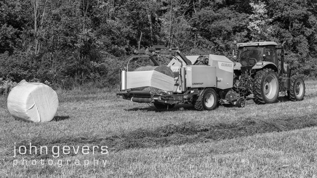 WoodFarmBaling-62-Edit.jpg