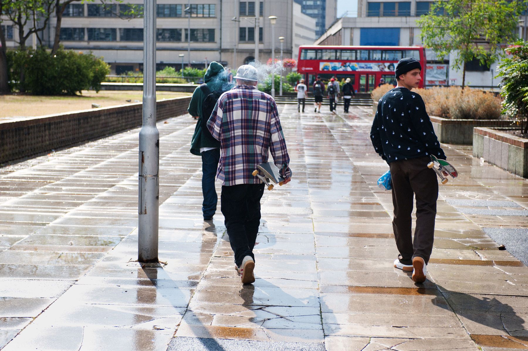 1chewy_blondy_croydon_rain_2013_omeally