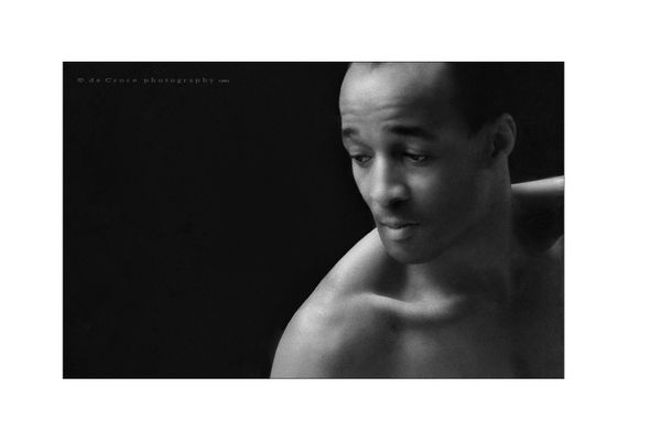 Colorado dance photographer DeCroce created this stunning head-shot portrait of professional dancer. Portrait - Male Modern Dance