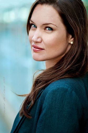 By Denver business photographer DeCroce, this stunning head-shot portrait of a business entrepreneur was made in downtown Denver. It's one of the best all time business portrait photographs. Stunning Head-shot Portrait