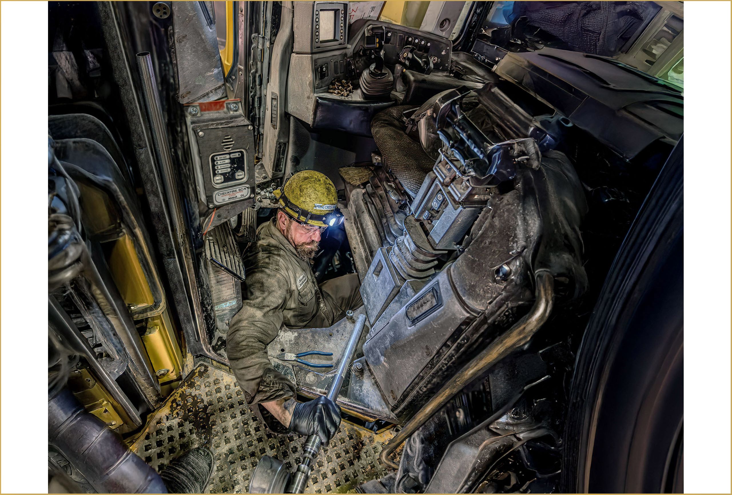 Mechanic Undustrial Worker Photo- Client_NTEC