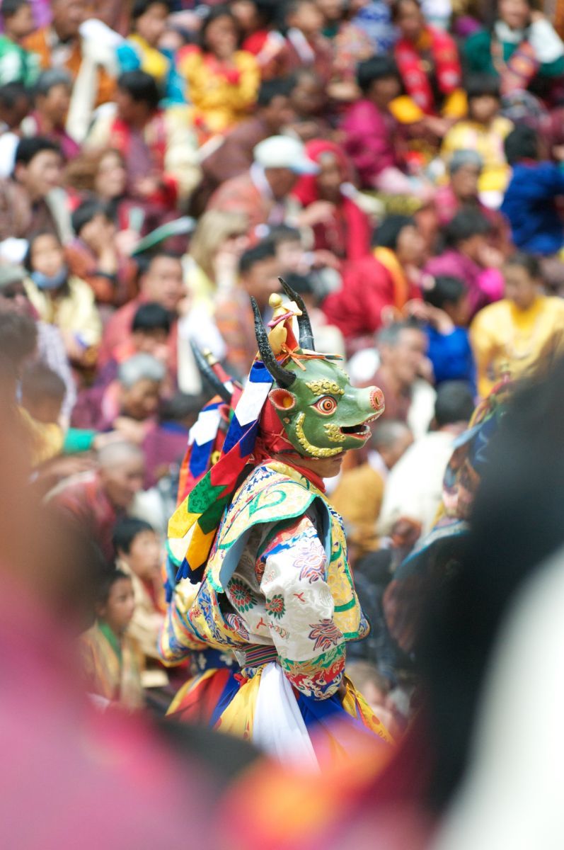 A costumed face in the crowd