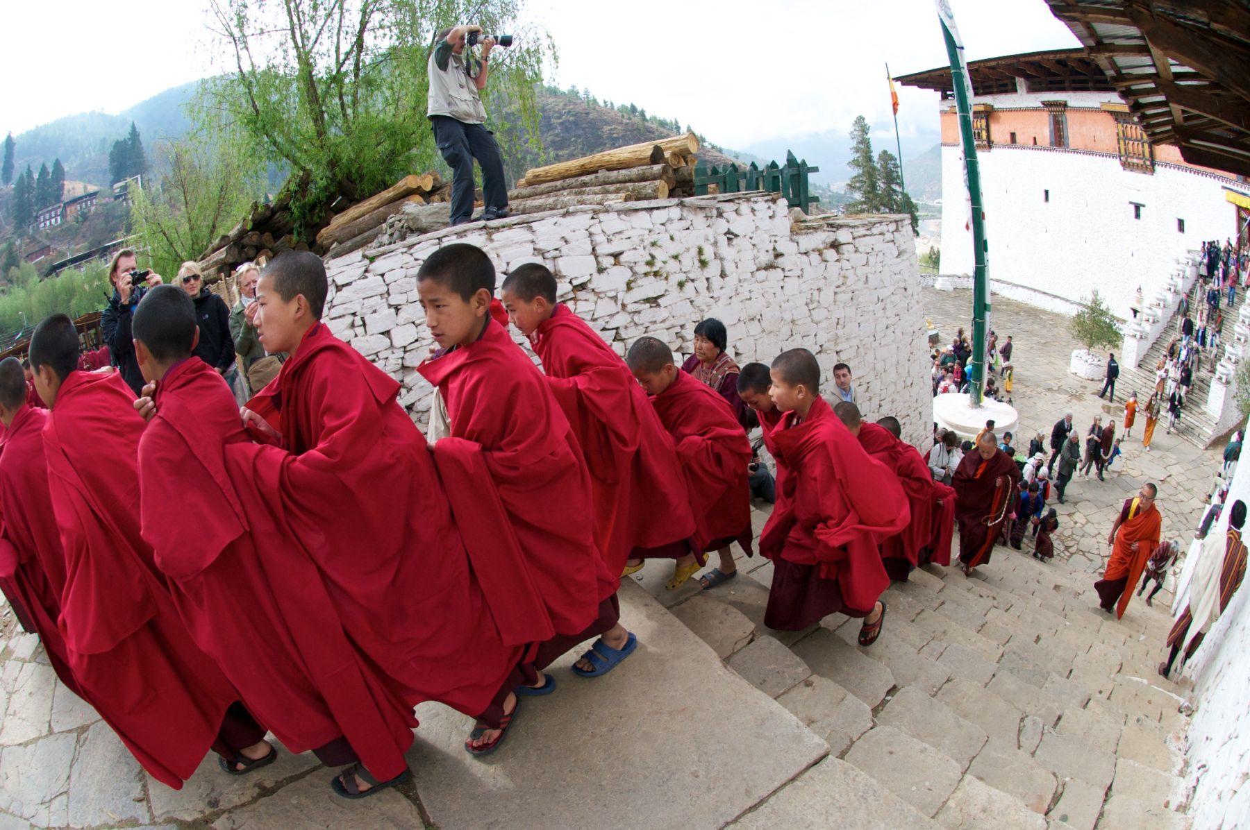 Monks arriving for the festival