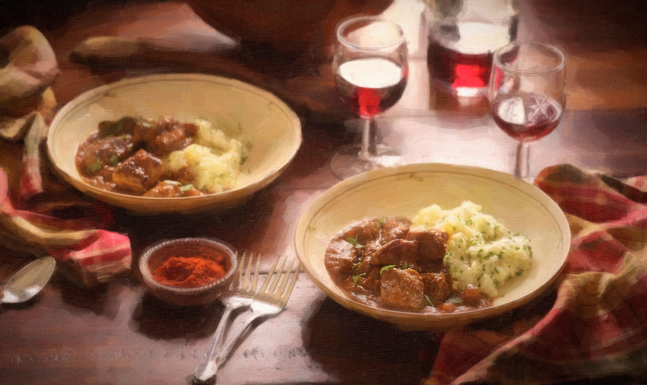 Epicured, campaign, Beef goulash with mashed potatoes.