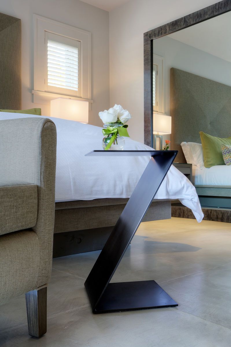 1r4066howard_ztablecclb