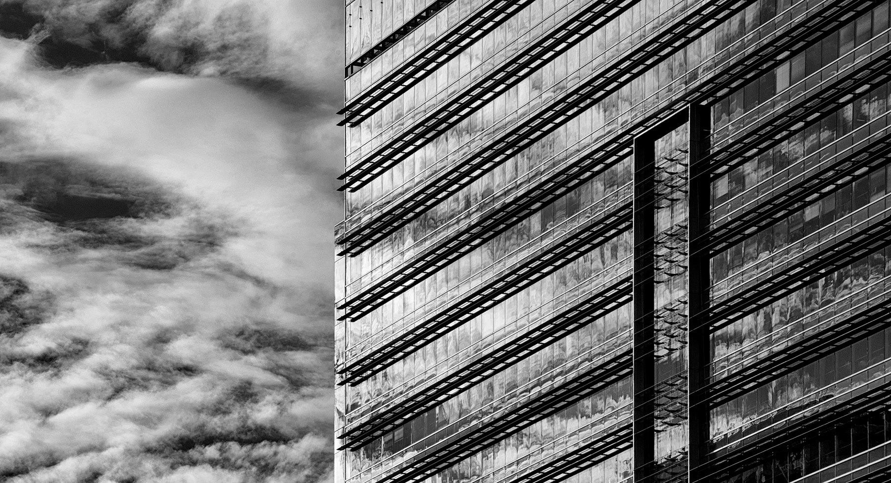 1freeportmcmoran_4982bwlay_18x975