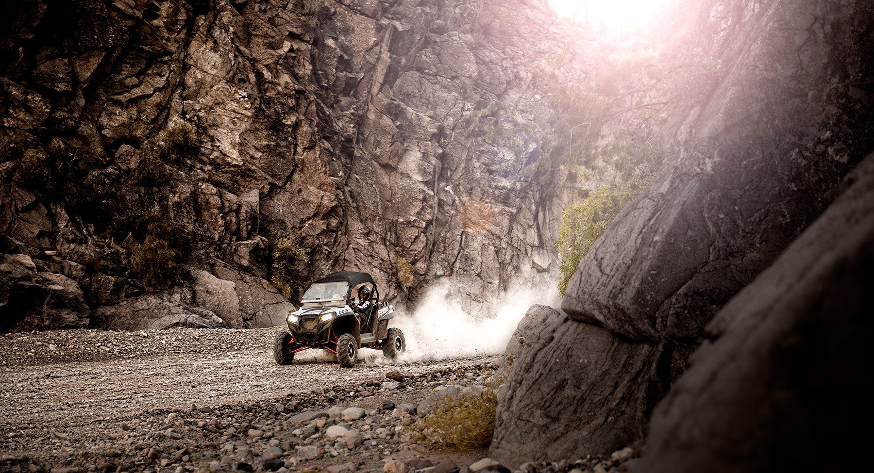 1razor_2508_2_18x975