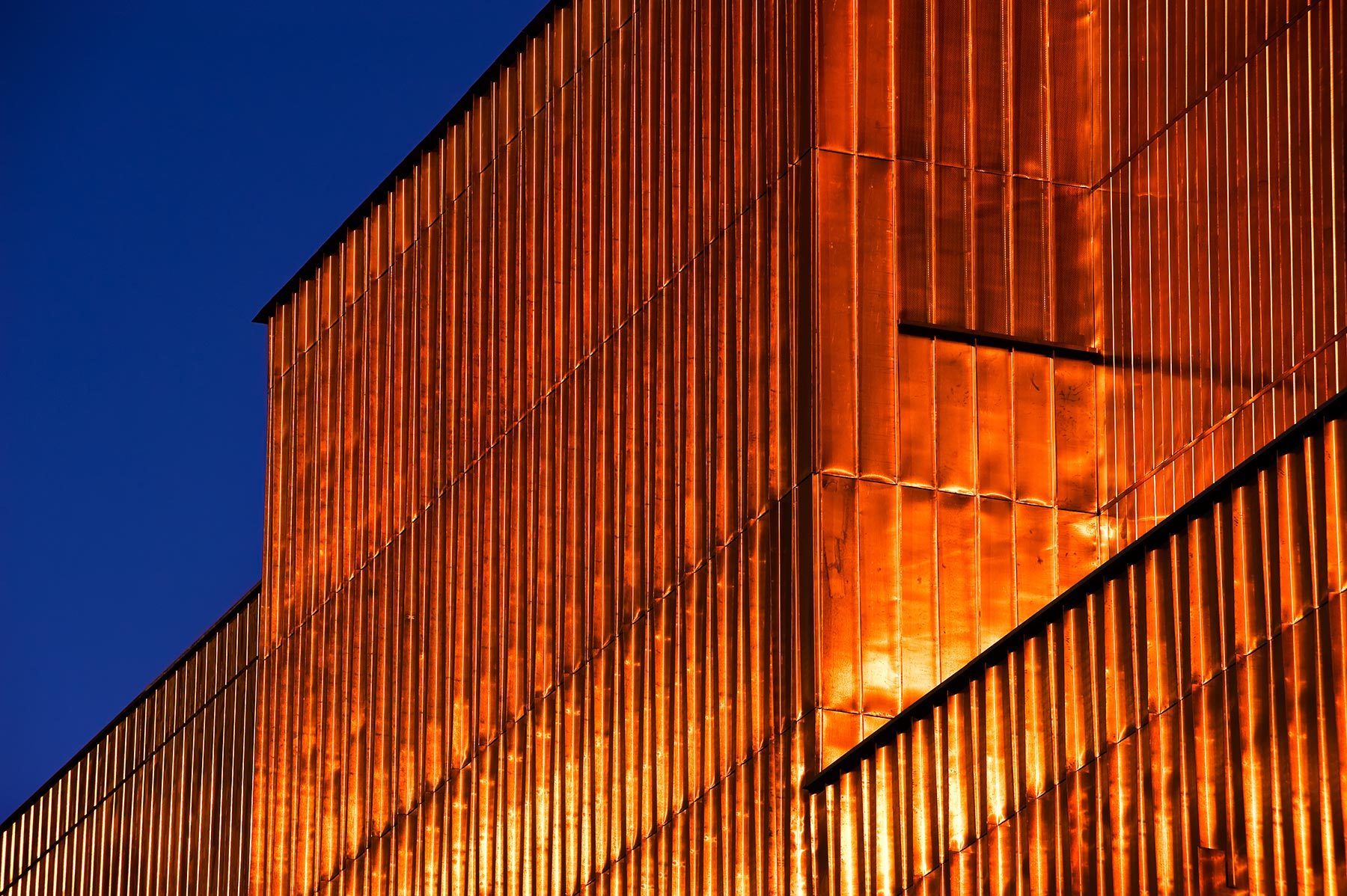 1mcch_021011_158colorlay