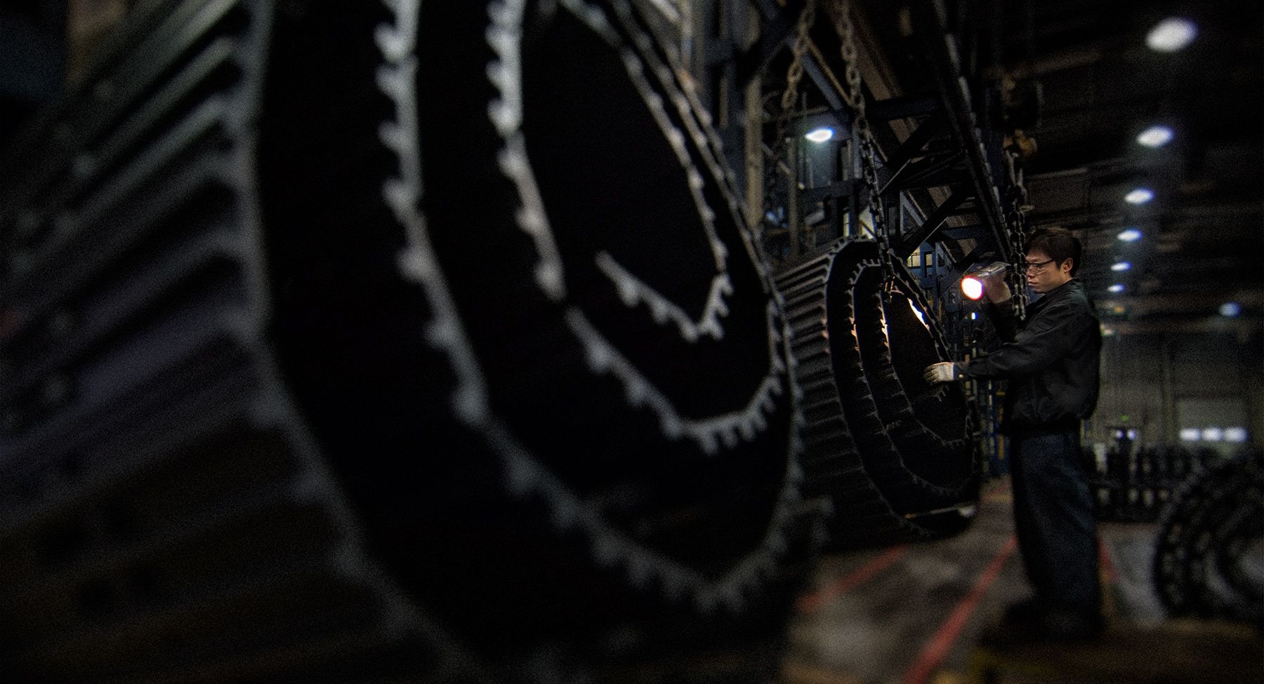 1hex_tracks_china_0006a_18x975