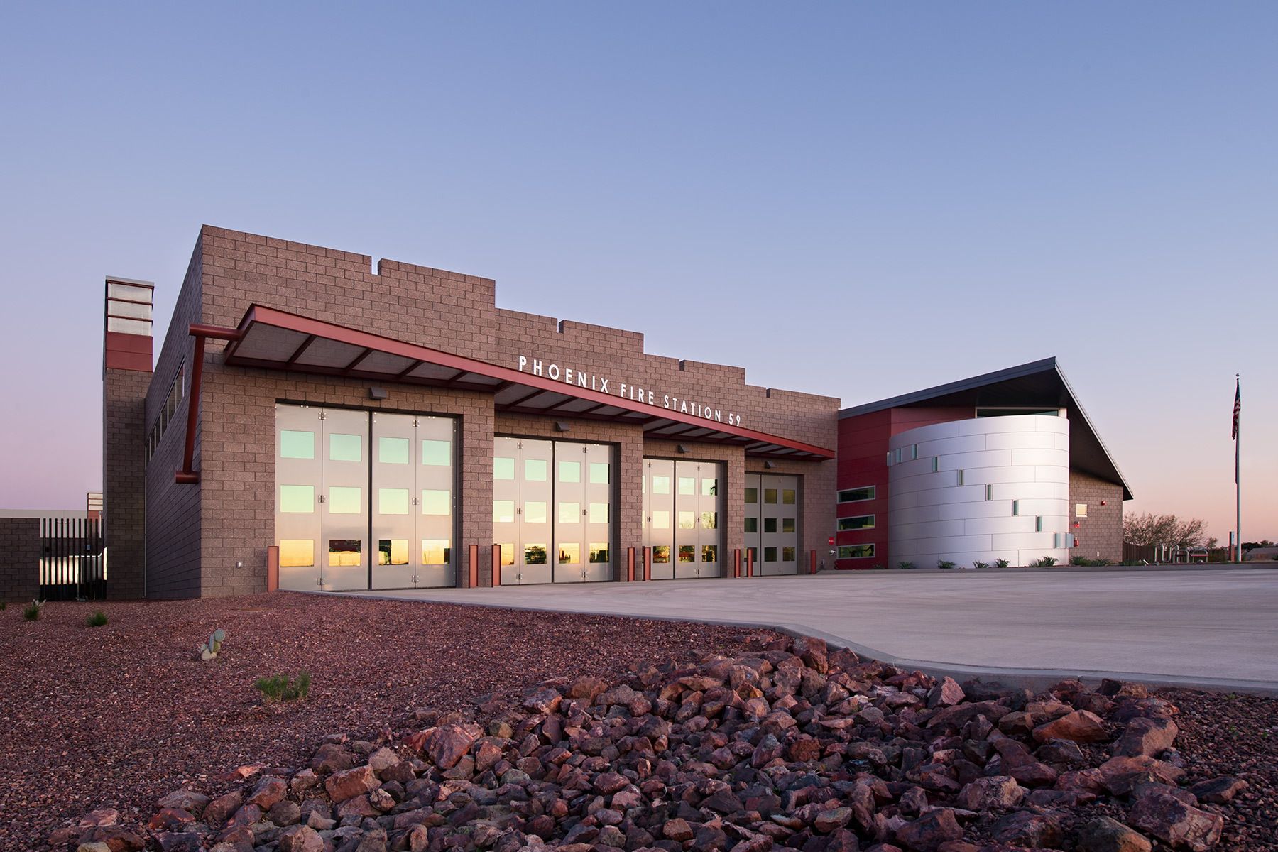 1phoenixfirestation_8049
