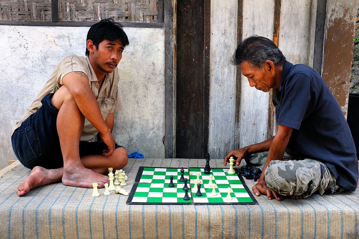 Grabing My King DSCF6944.jpg