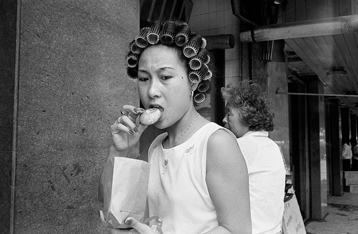 Cookies and Curlers Shanghai 1993 F117 P12a.jpg