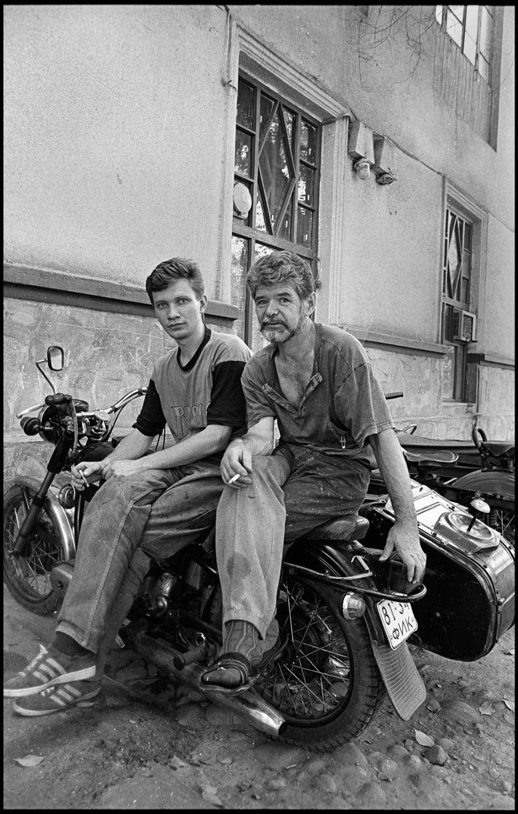 1bikers___friends_bishkek_1995_f_k83_p35