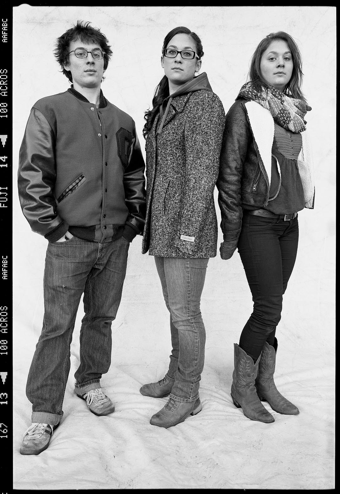 1wp_clxxiv__p14_guillaume___celine___sarah_de_perlinghi