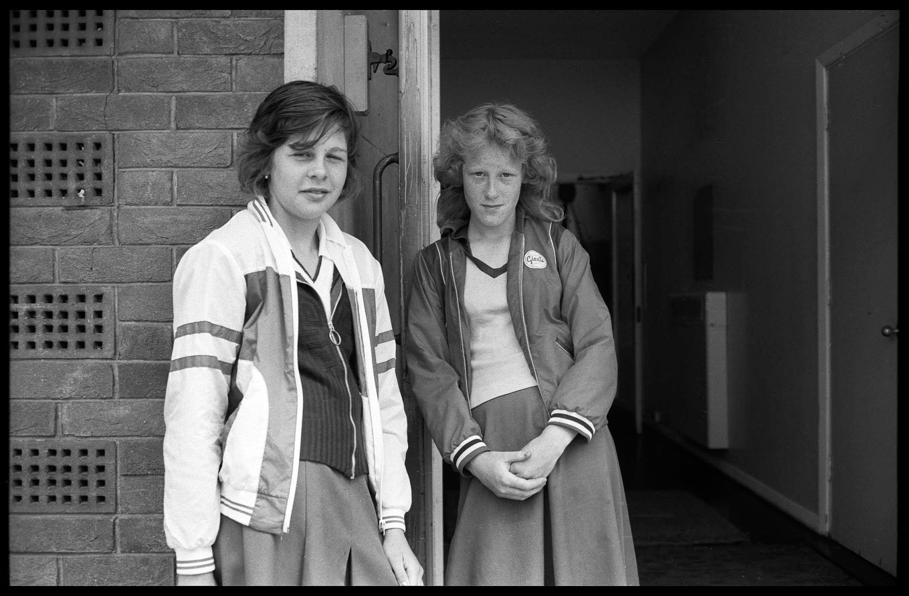 1high_school_friends_