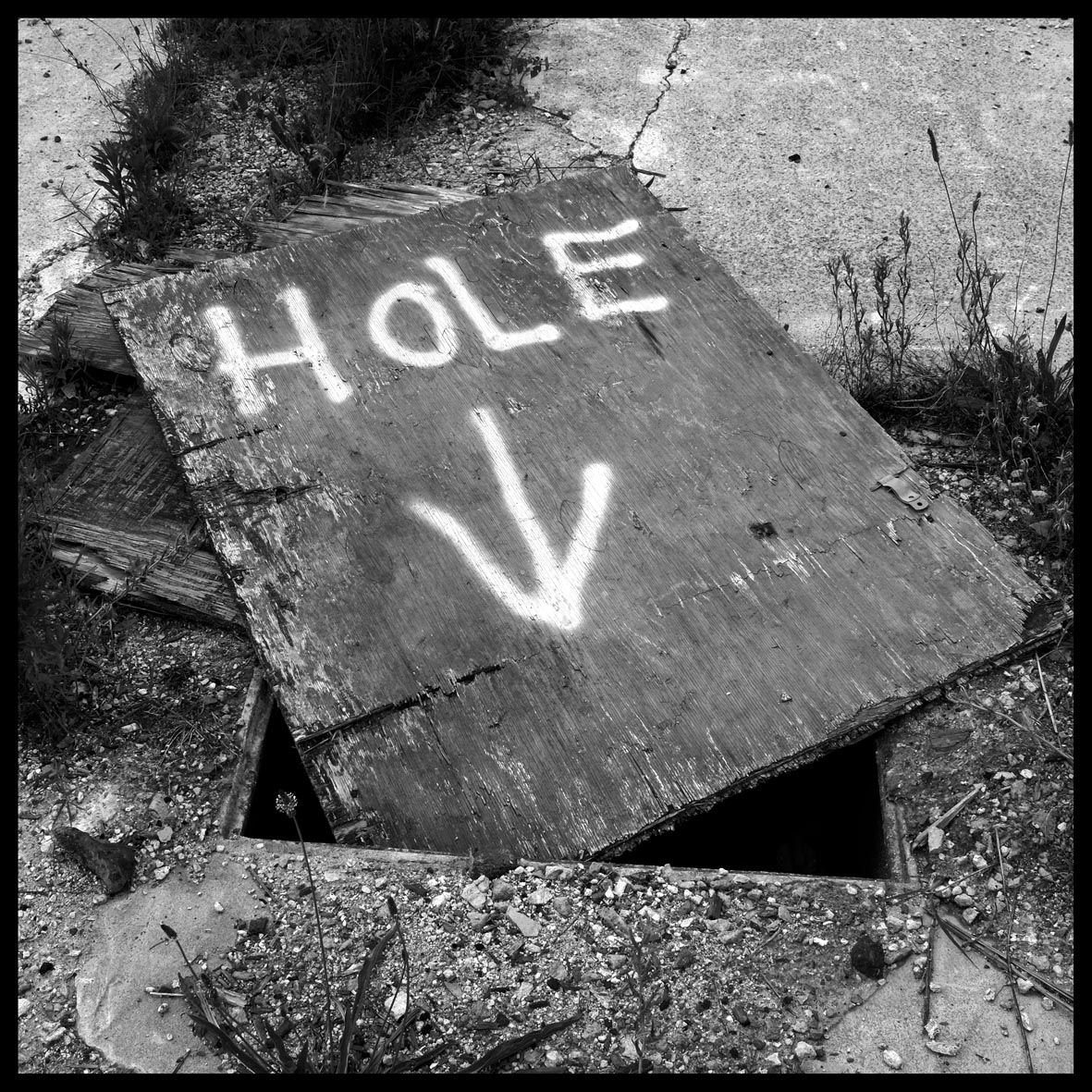 Hole DSCF1780.jpg