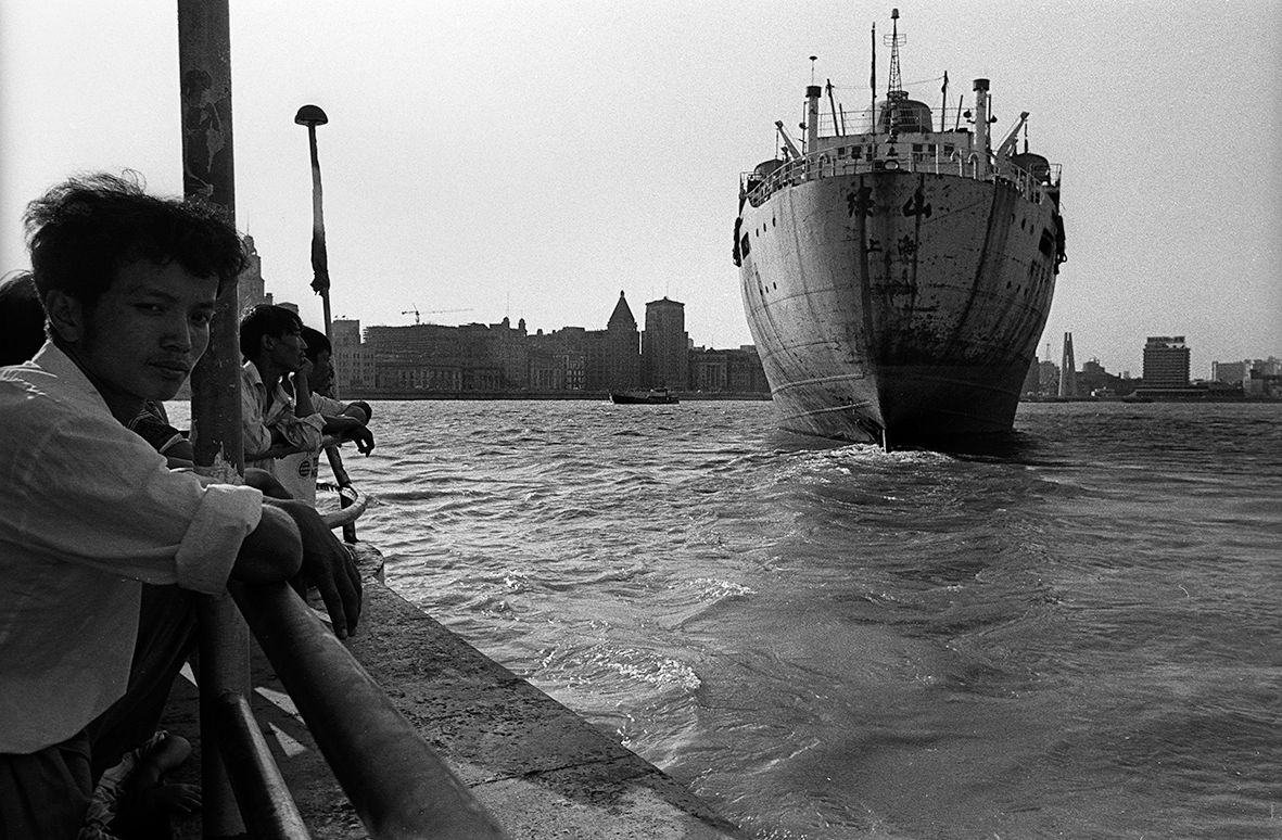 Sunset on the Huang Pu Shanghai 1995 FS1 P17.jpg