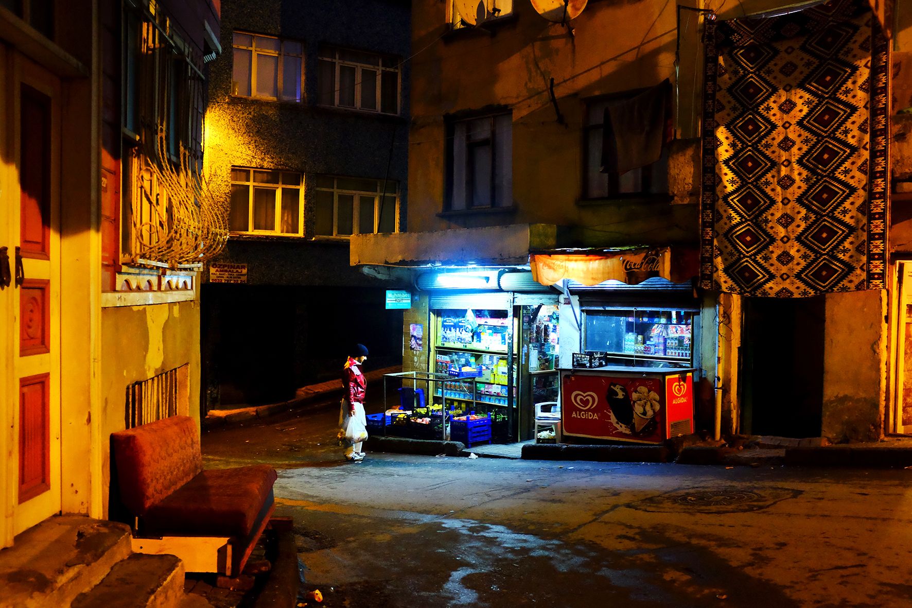 Night Shop DSCF9281.jpg