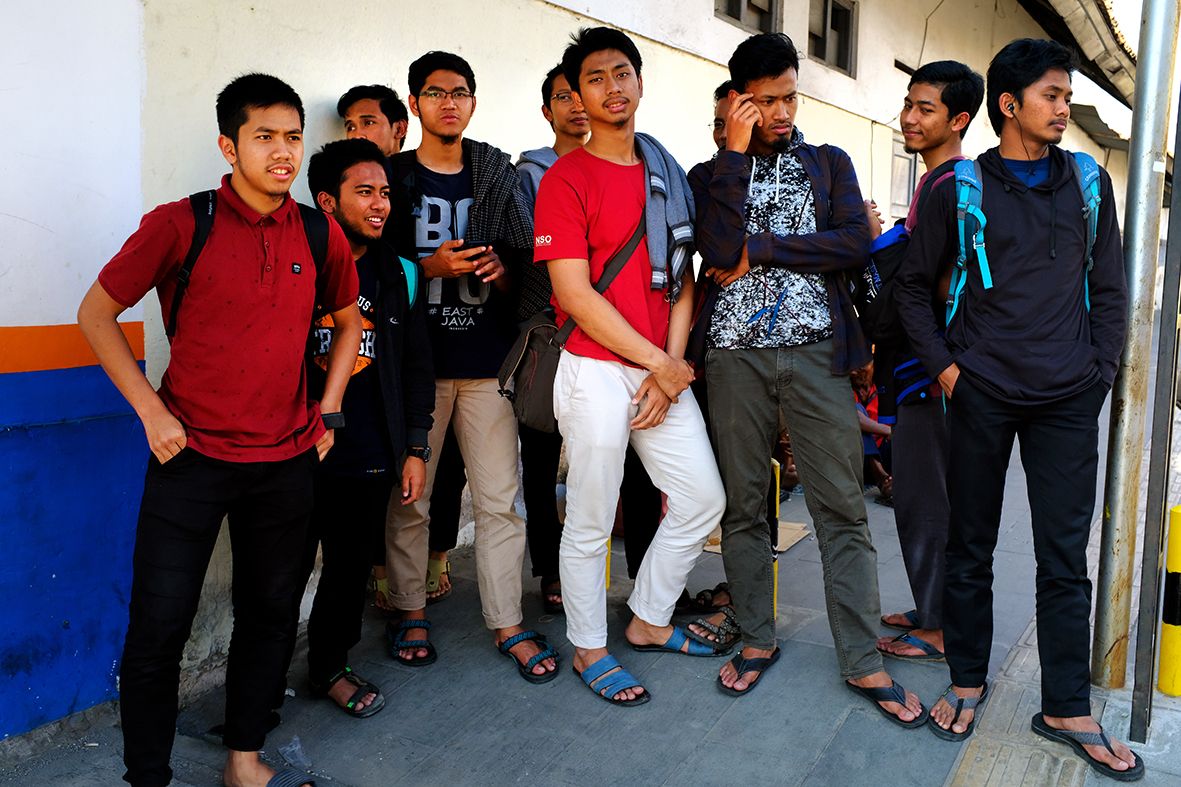 Serious Posing DSCF8088.jpg