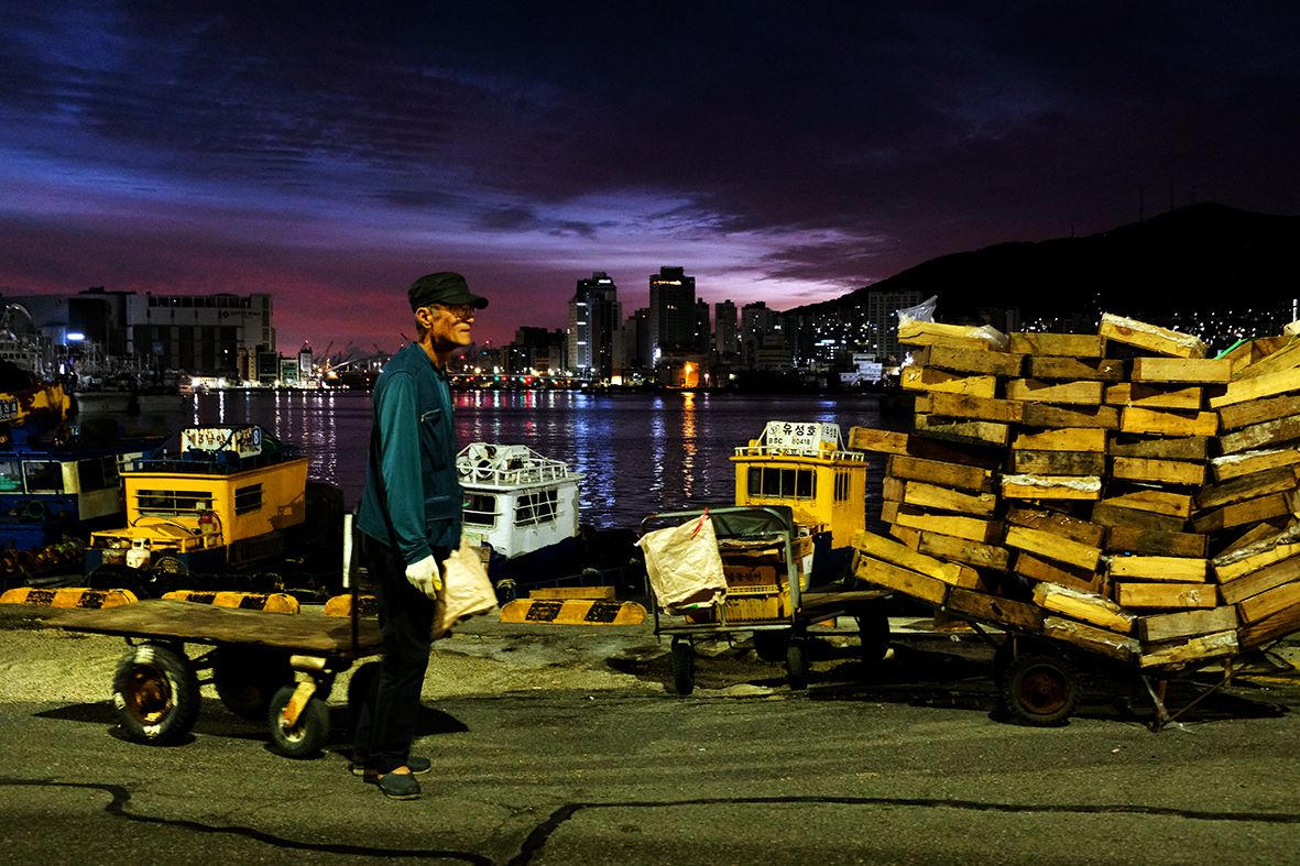 Recycling the Crates DSCF4180.jpg