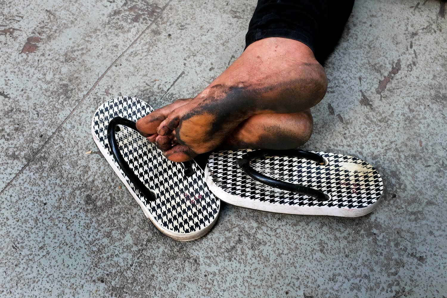 1living_on_the_pavement_dscf5351