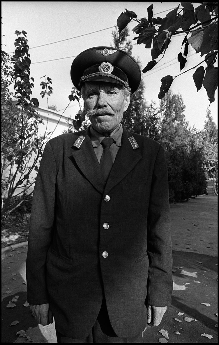 1three_stars_tashkent_1992_f109_p26a