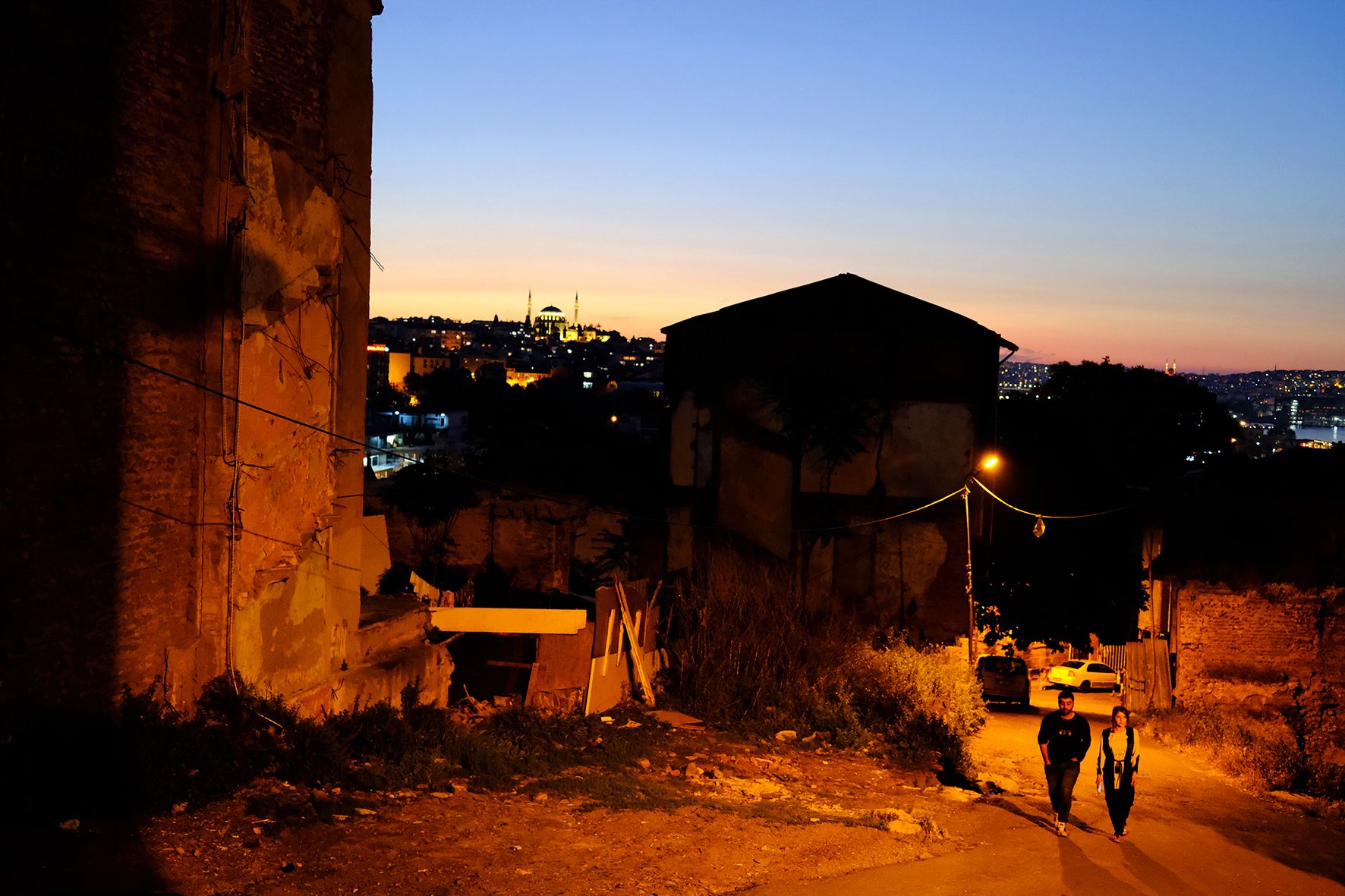 A Walk into the Dark DSCF4187.jpg