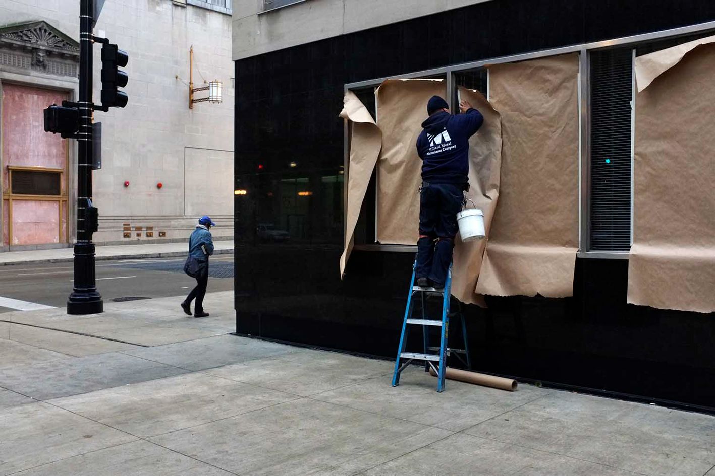 2013- Covering The Windows DSCF1188.jpg