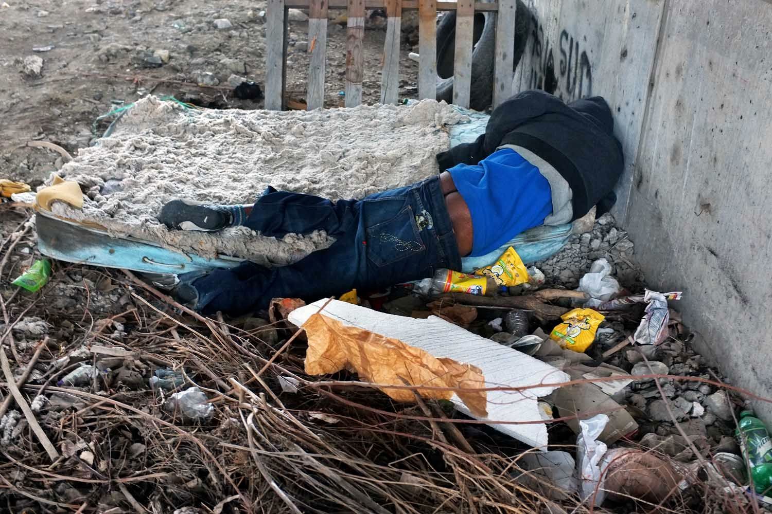 1down___out_dscf5382