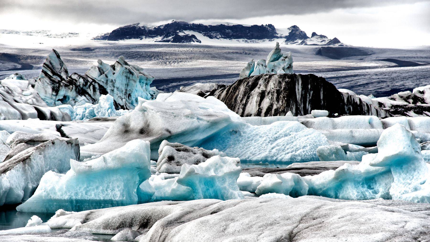 Jökulsárlón Glacier Lagoon in Iceland