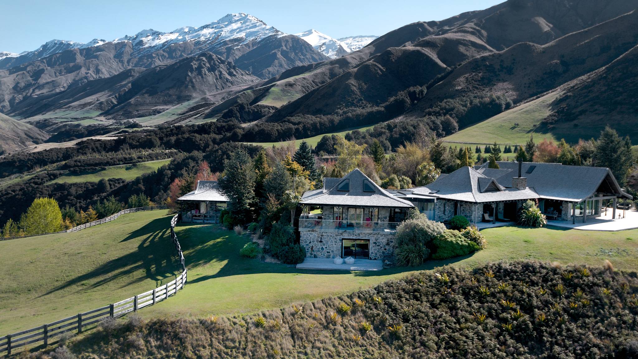 Mahu Whenua Private Luxury Villa, Wanaka , New Zealand 