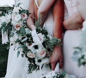 Wedding flowers, Ellis Barn, romantic, rustic, unstructured, garden, style, bride, brides, bridesmaid, bridesmaids, bouquet, bouquets, anemones, roses Bridal Party, Ellis Barn