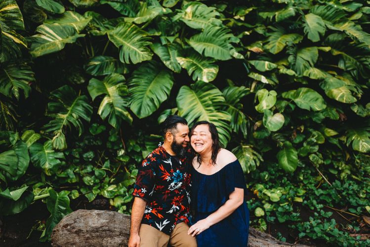 Hilo-Rainy-Sunrise-Couples-Photoshoot-Honolii-19.jpg