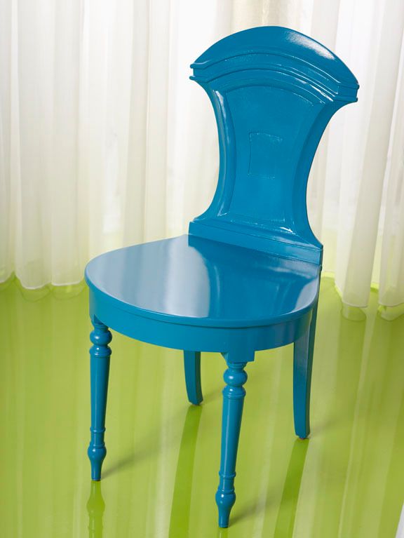 1blue_corsette_chair.jpg