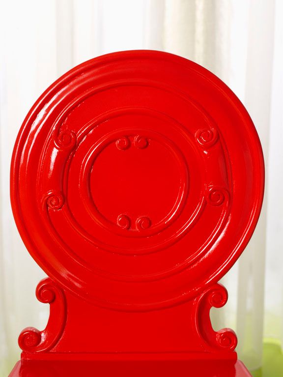 1red_chair_back.jpg
