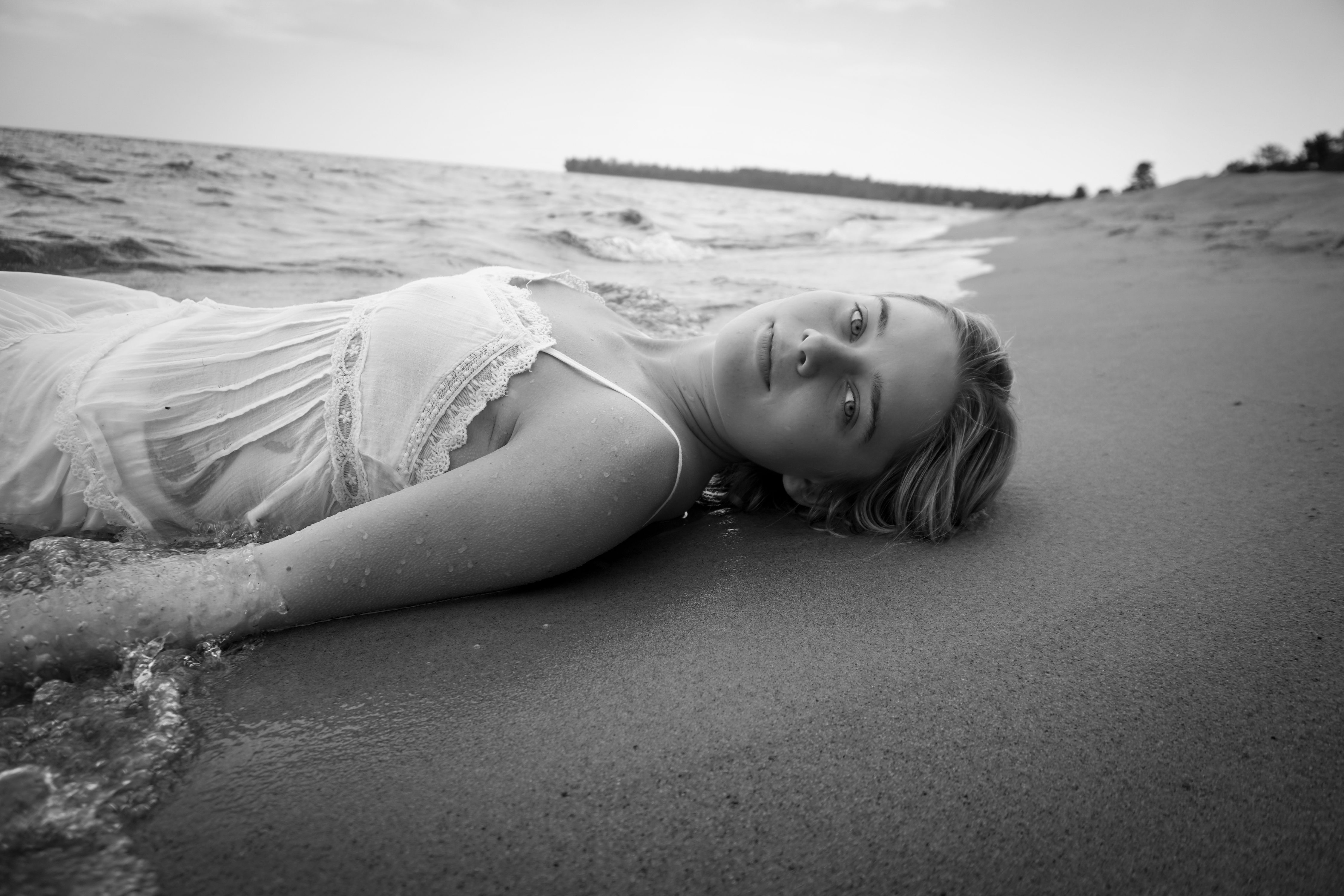 holidaybeach.jpg