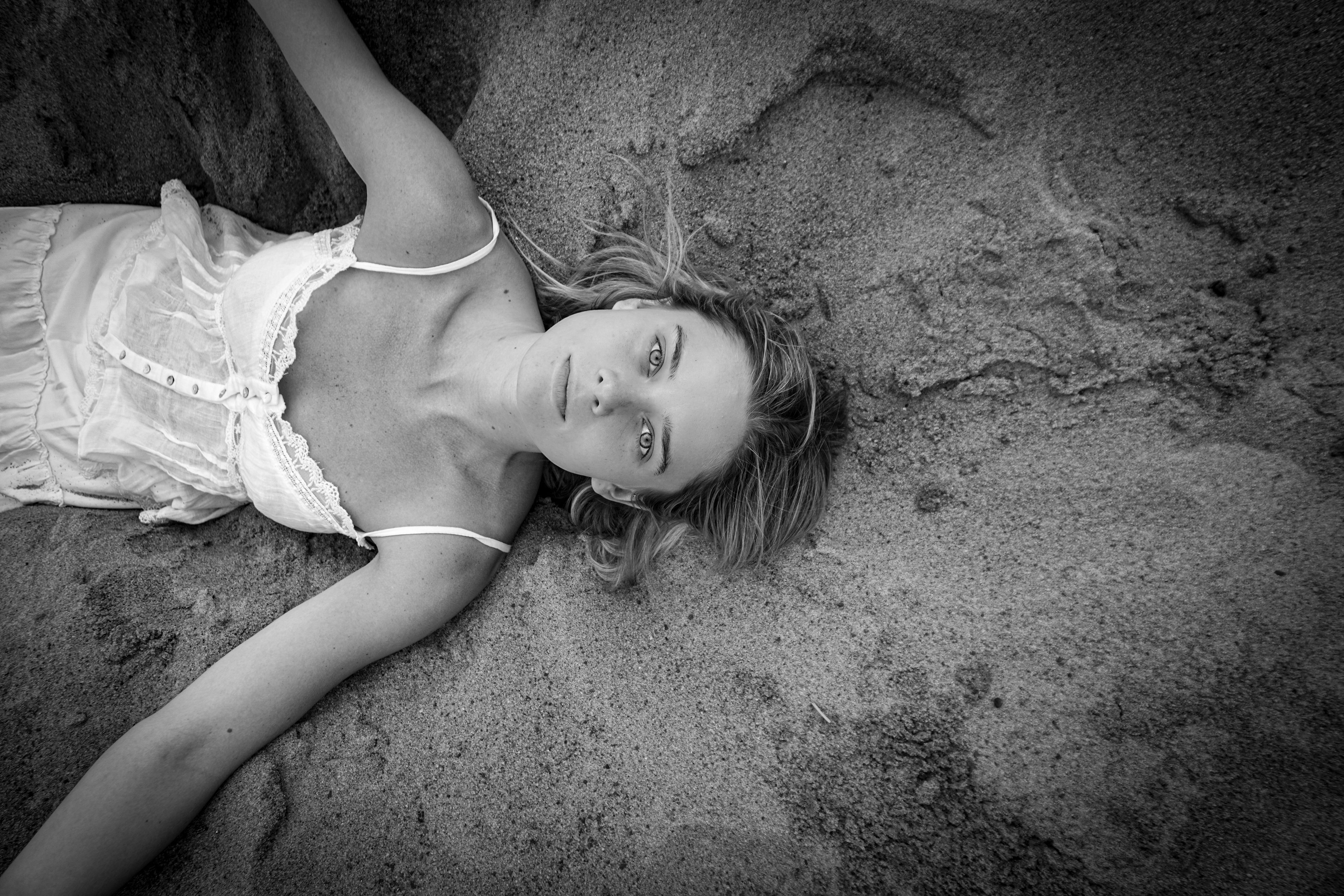 facebeacheyes.jpg
