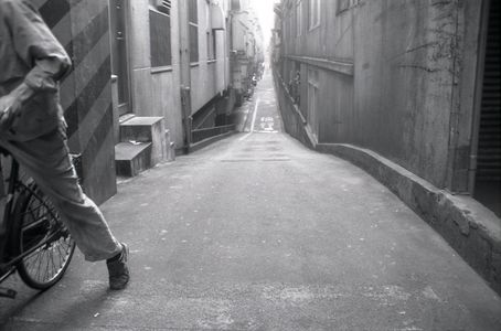 Tokyo alley, japan series.jpg