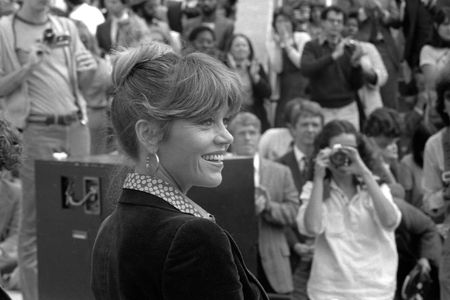 Jane Fonda-3.jpg