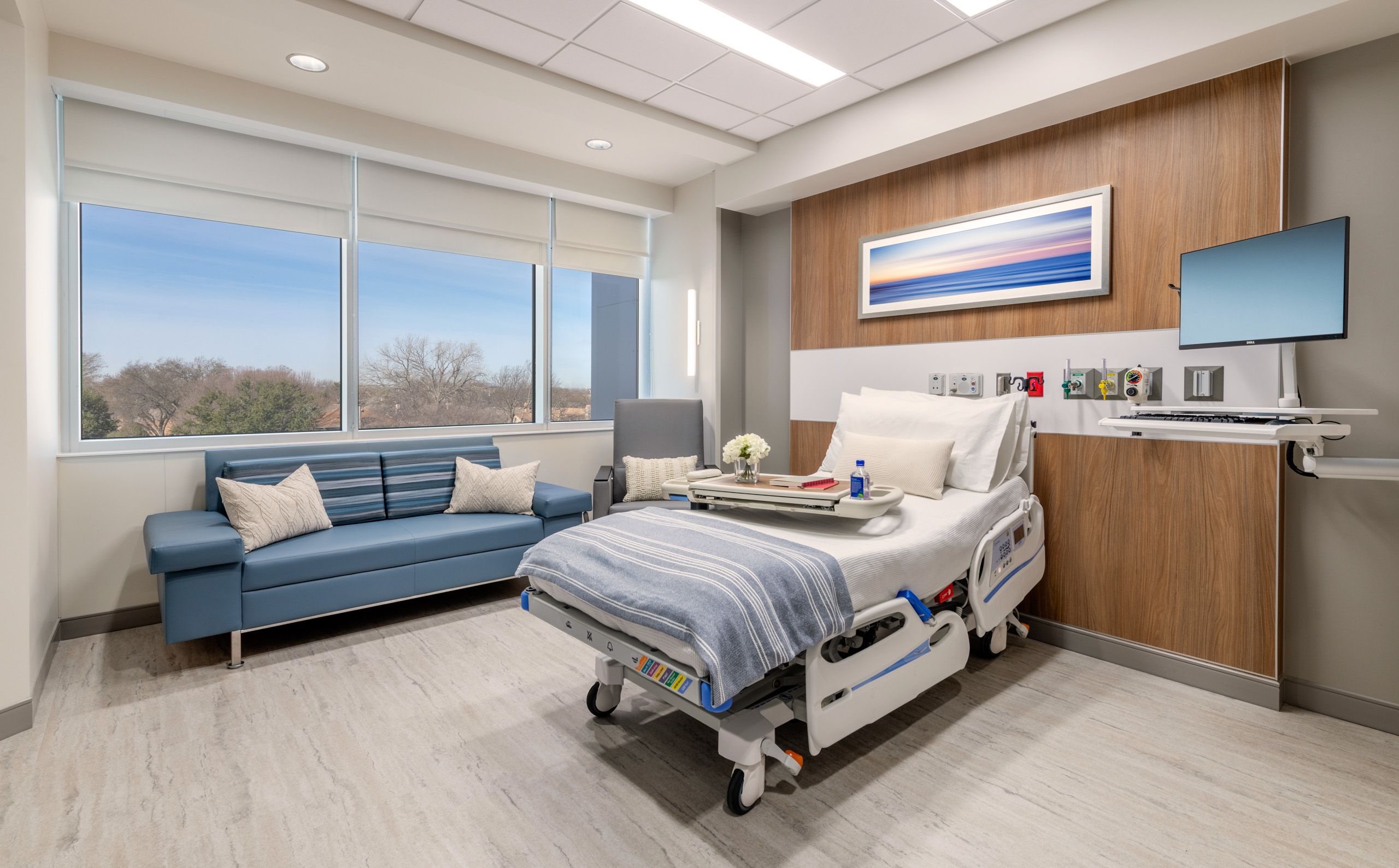 Lake Pointe Medical Center Patient Room